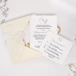 Покана Regal Gold slightly open