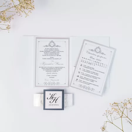 Покана White And Silver Pocket Fold open