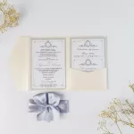 Покани Champagne Silver Pocket Fold Open