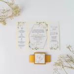 Покани Champagne Gold Pocket Fold Open