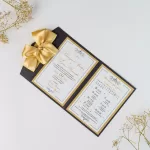 Покана Black And Gold Classicfold Side Open Side